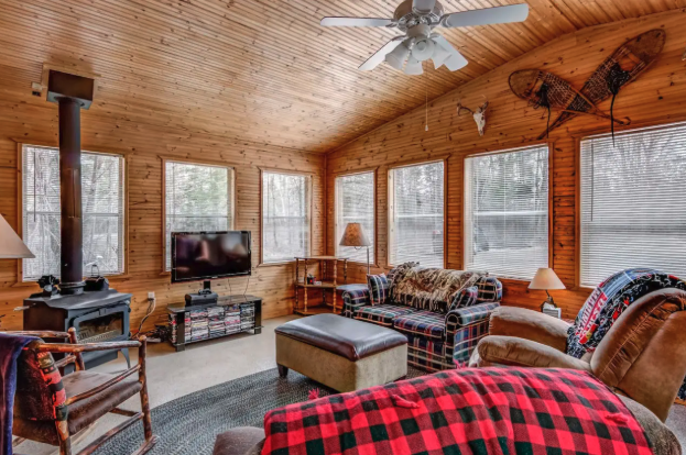 Northwoods Escape in Winter, WI